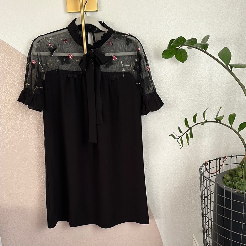 Haute Rogue (Neiman Marcus brand) Elegant Black Dress Floral Sheer Embroidery